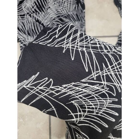 Black and white summer romper‎ - Picture 2 of 5